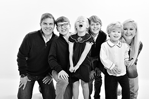 Daniel J. Drabinski ’99 with his family